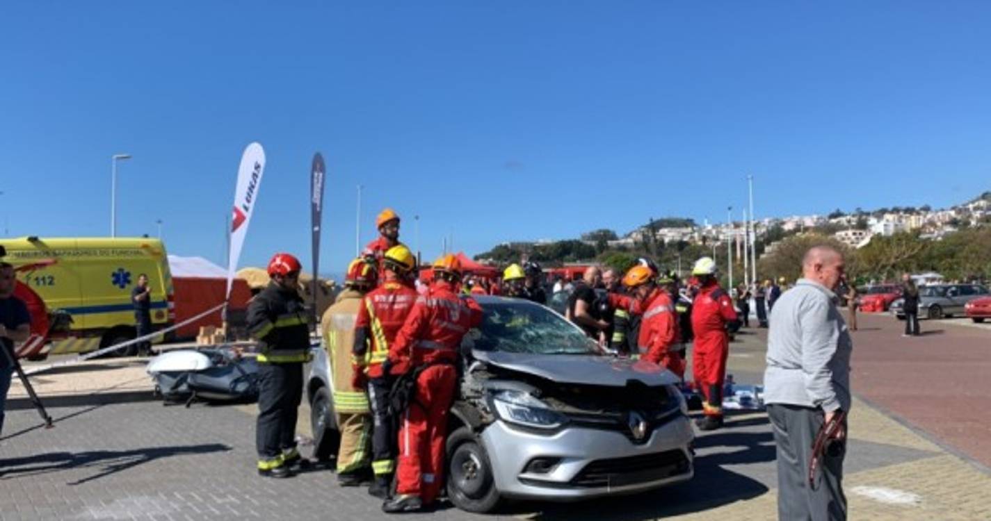 Workshop em Novas Tecnologias do Socorro junta muitos curiosos no Funchal (com fotos e vídeo)