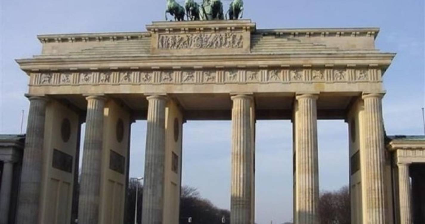 Crise/Inflação: Manifestação da extrema-direita junta milhares de pessoas em Berlim