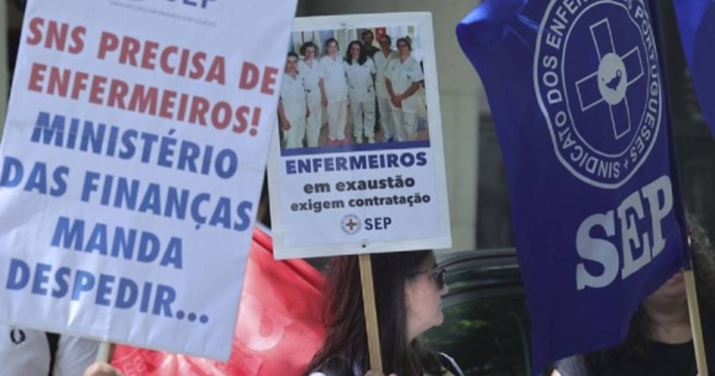 Greve deixa centros de saúde sem enfermeiros ou com "muito poucos"