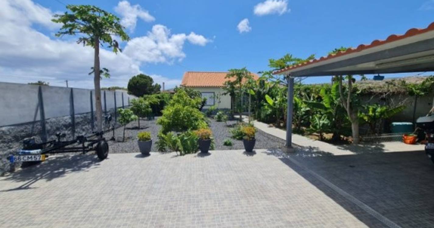 MORADIA TÉRREA - PORTO SANTO