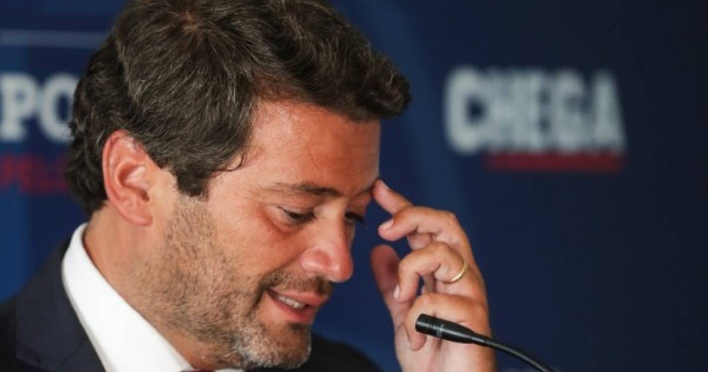 Ventura aceita demissão de Mithá Ribeiro e propõe &#34;profunda reorganização interna&#34;