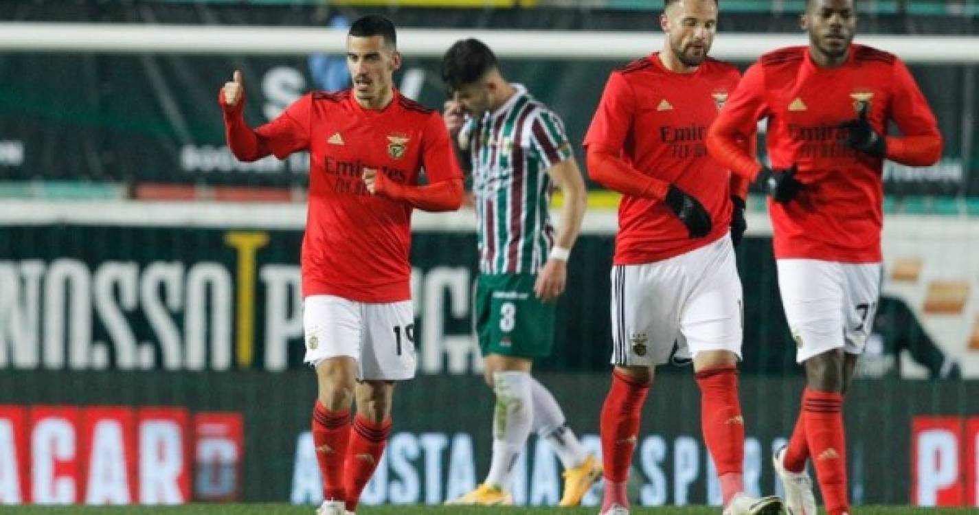 Benfica goleia Estrela da Amadora e passa aos ‘quartos’ da Taça de Portugal