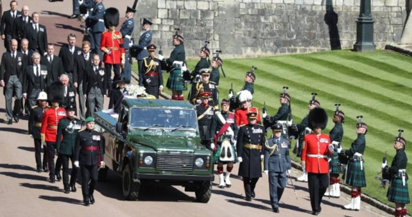 Óbito/Príncipe Filipe: Cerimónia celebrou legado do marido de Isabel II