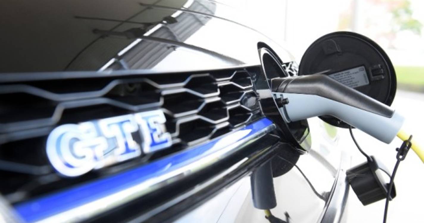 Aumento de carros elétricos fez baixar emissões de dióxido de carbono na UE