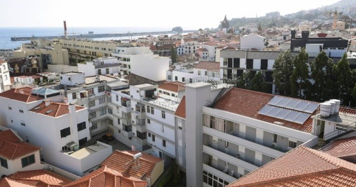 Governo investe 95,5 milhões de euros para adquirir 834 habitações