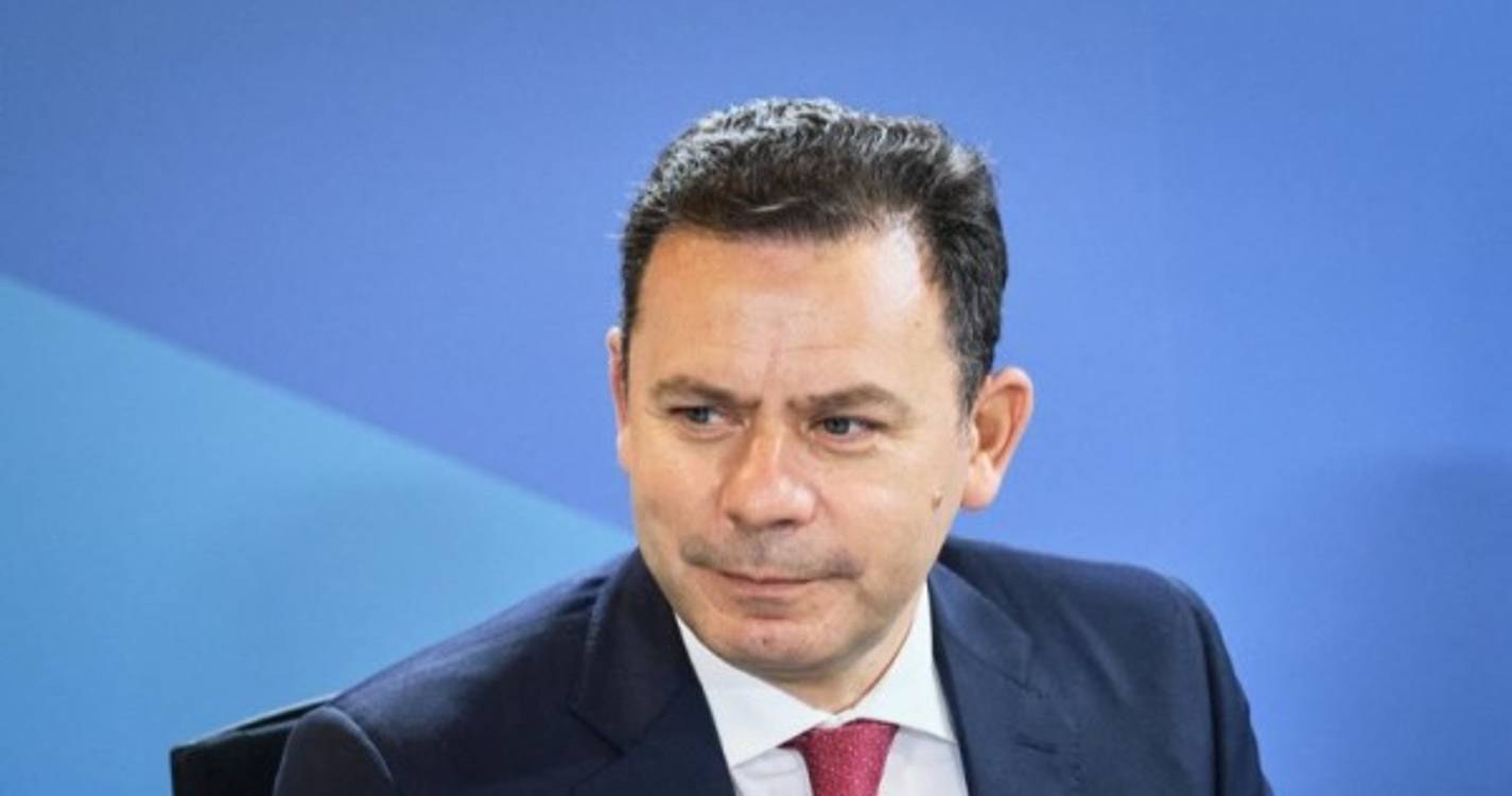 Montenegro diz não se intimidar com "intrigalhadas" para revisão constitucional