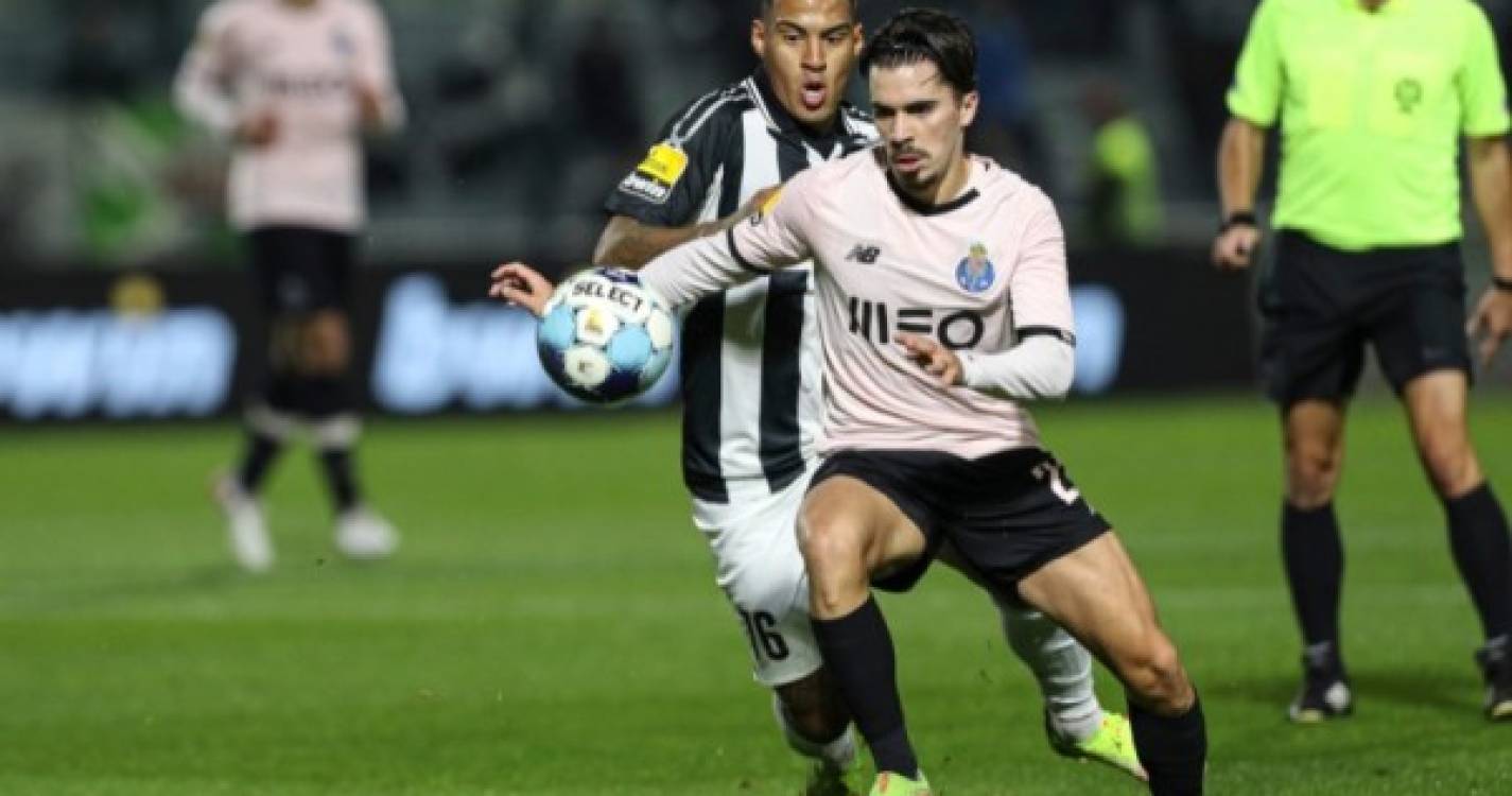 FC Porto vence em Portimão e isola-se provisoriamente na liderança da I Liga