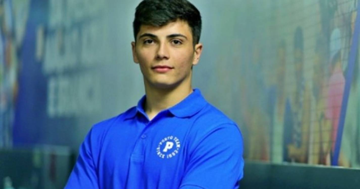 Ponta Antonio Martínez reforça andebol do FC Porto