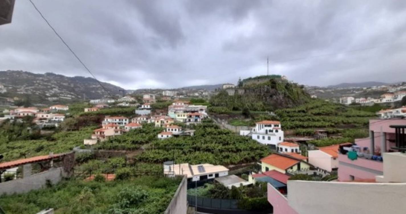 Apartamento T1 - Câmara de Lobos