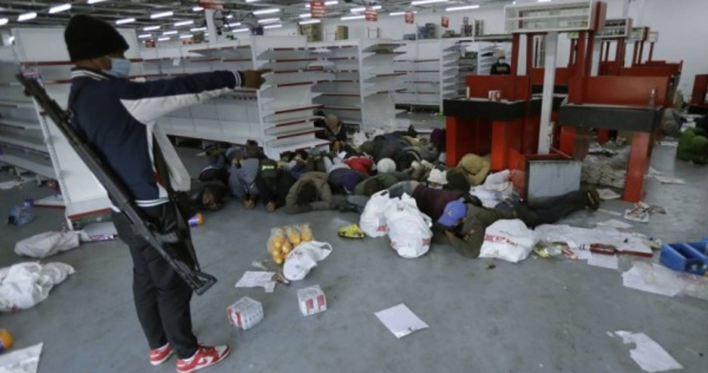 Governo português disponível para "todo o apoio necessário" à comunidade