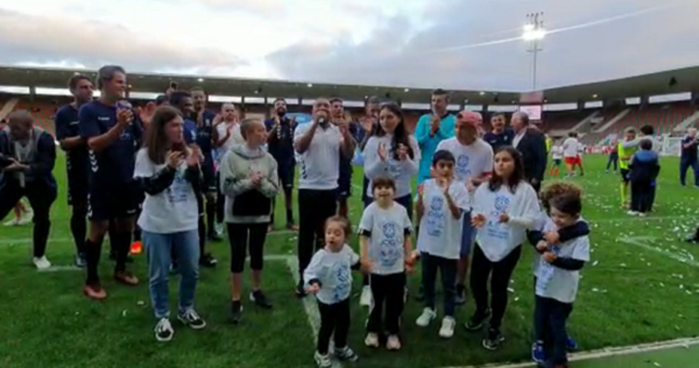 ‘Joga Pelas Crianças’: Virgul atua nos Barreiros (com vídeo)