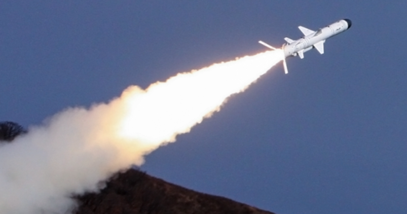 Coreia do Norte dispara dois mísseis de curto alcance após o ensaio de sexta-feira