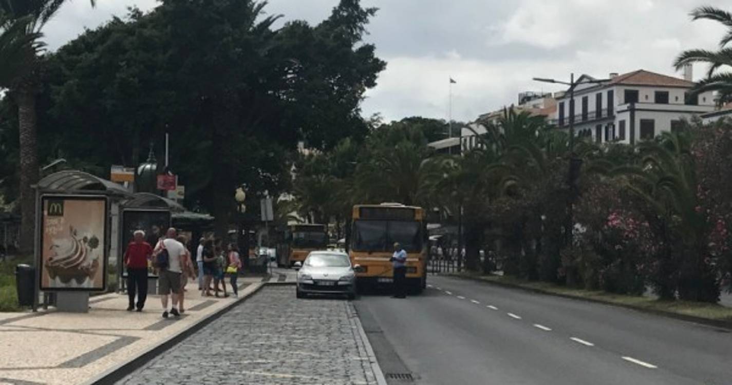 'Madeira Flower Classic Auto Parade' obriga a alterações temporárias à circulação rodoviária no Funchal