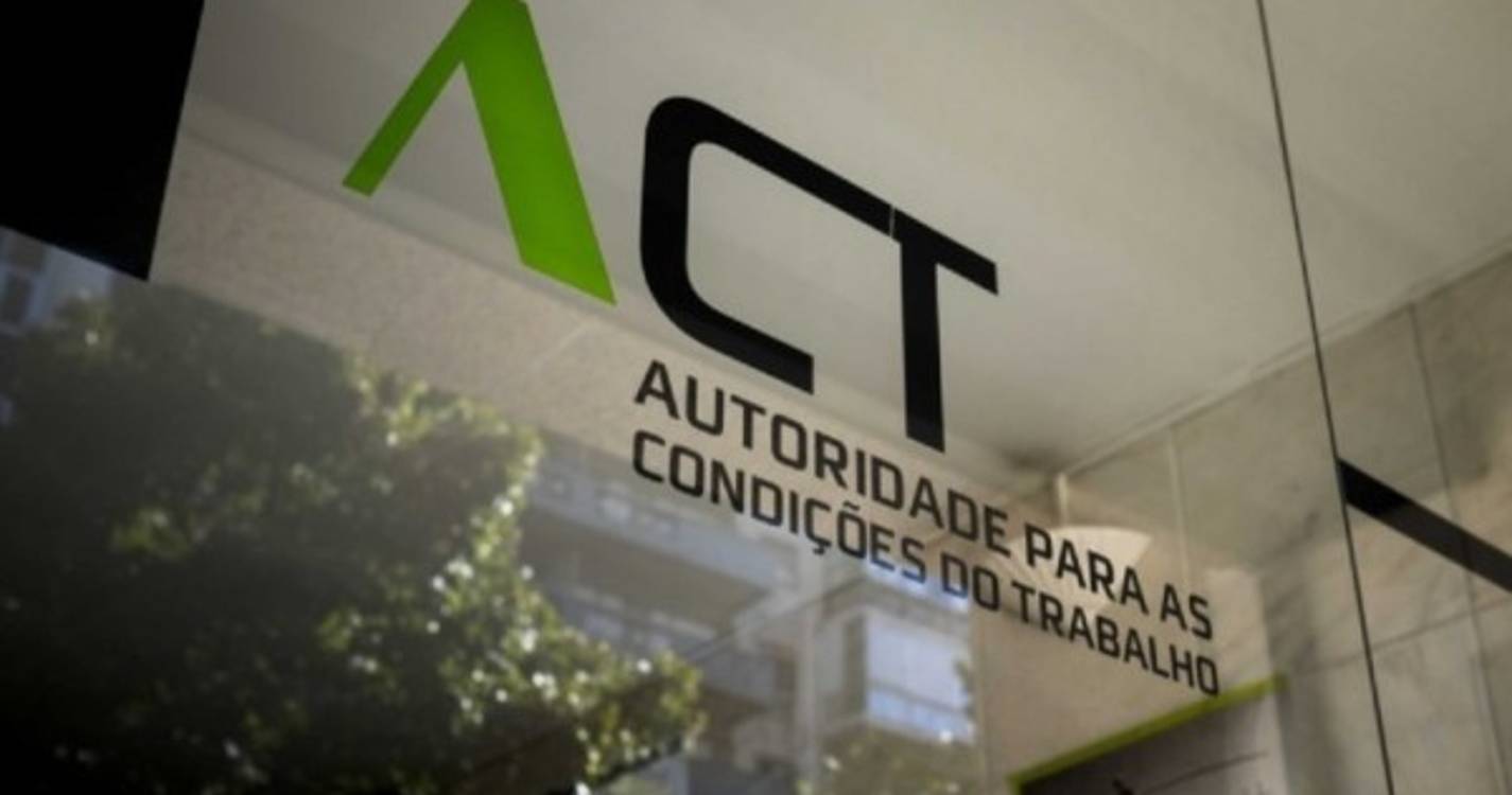 Metade dos trabalhadores de plataformas fiscalizados estavam irregulares