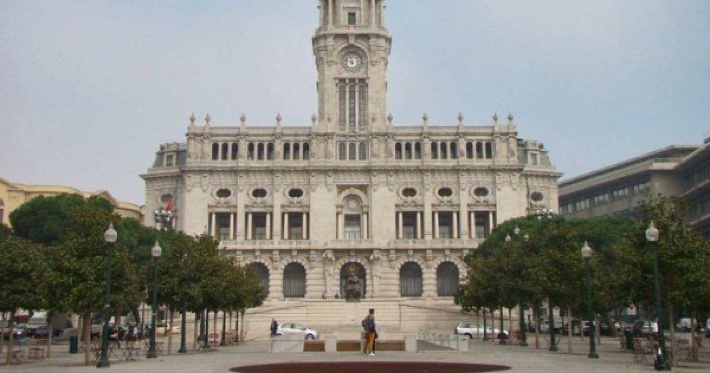 Câmara do Porto aprova isentar seminários de afetar edificado a habitação acessível