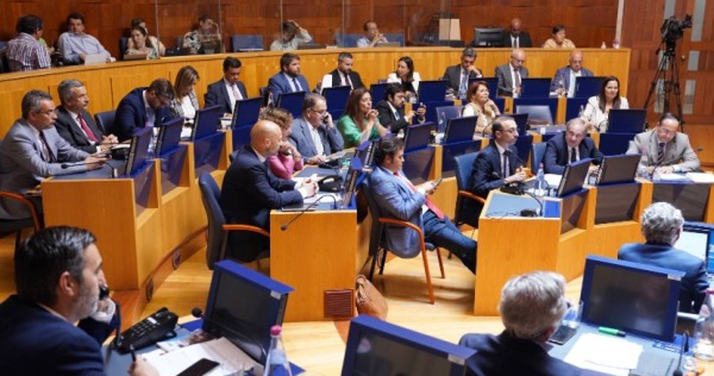 Sindicato Democrático dos Professores da Madeira reúne com partidos