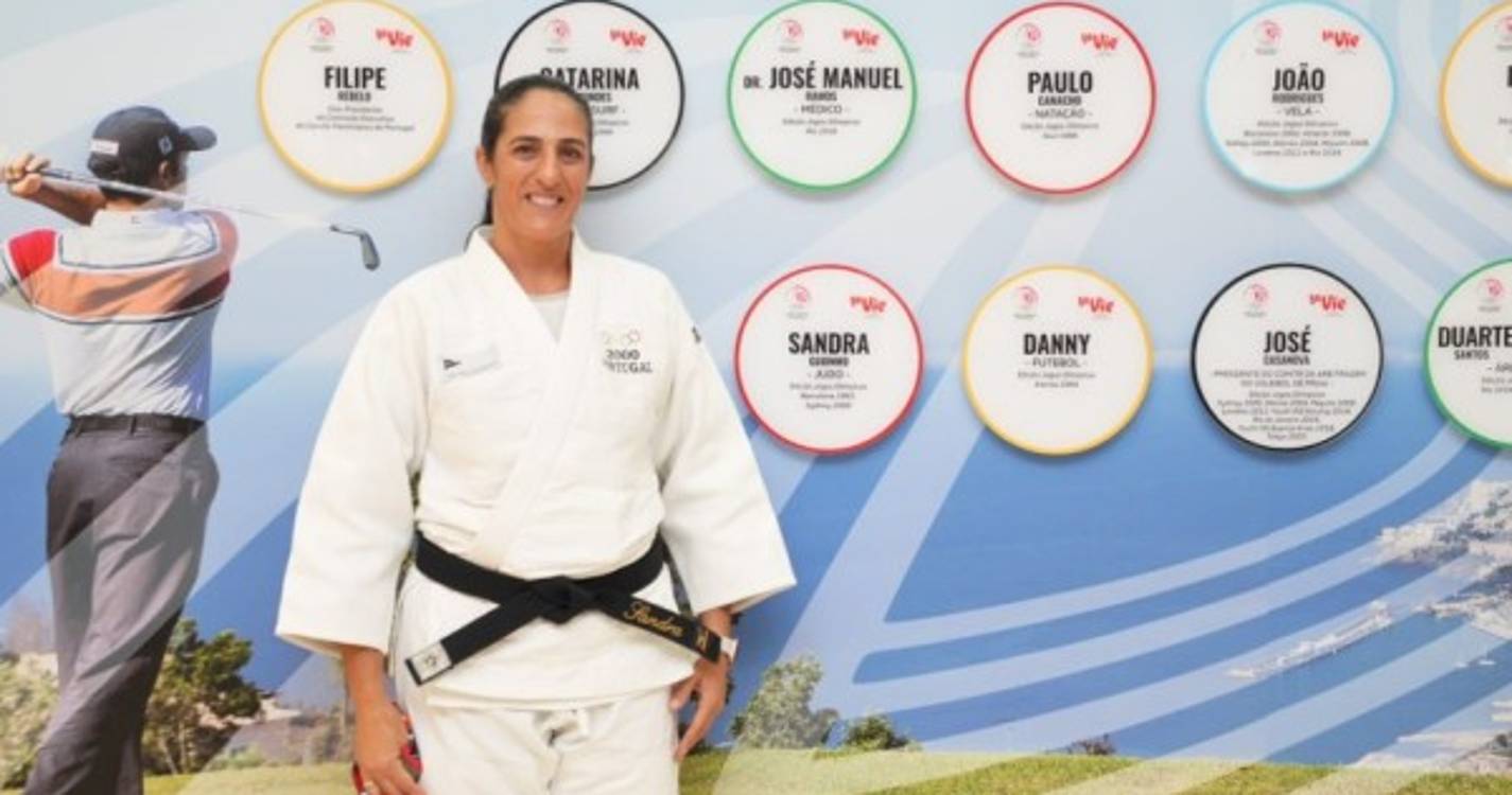 Sandra Godinho com o nome inscrito no Mural Olímpico do La Vie