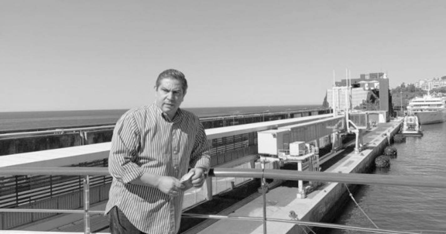 Novo interessado no ferry para o continente?