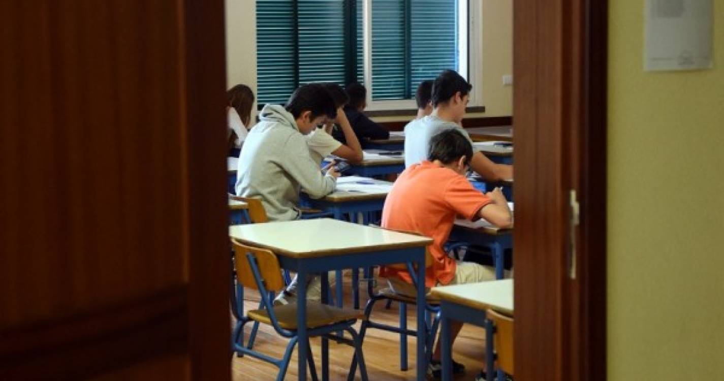 Covid-19: Registados oito casos positivos nas últimas 24 horas nas escolas da Madeira