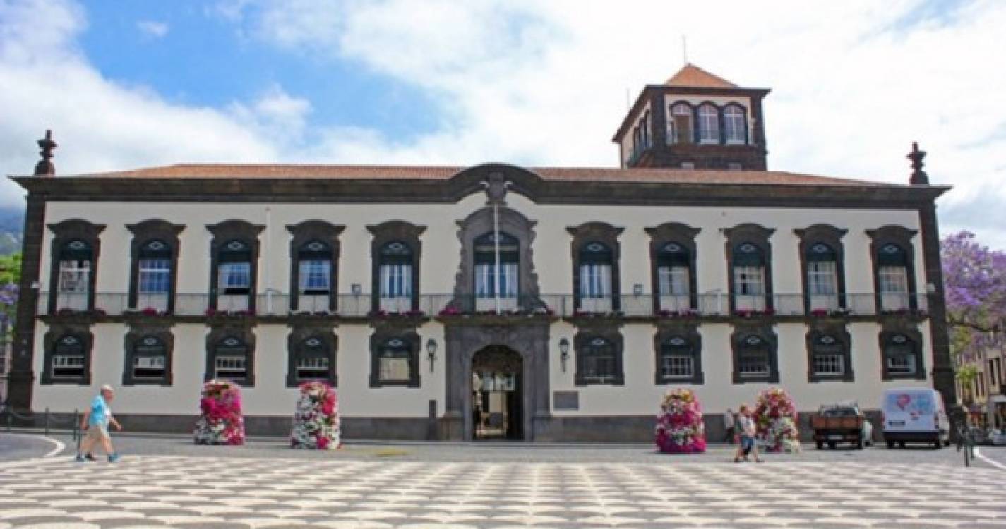 Câmara Municipal do Funchal emite nota de pesar pelo falecimento de Luís Calisto
