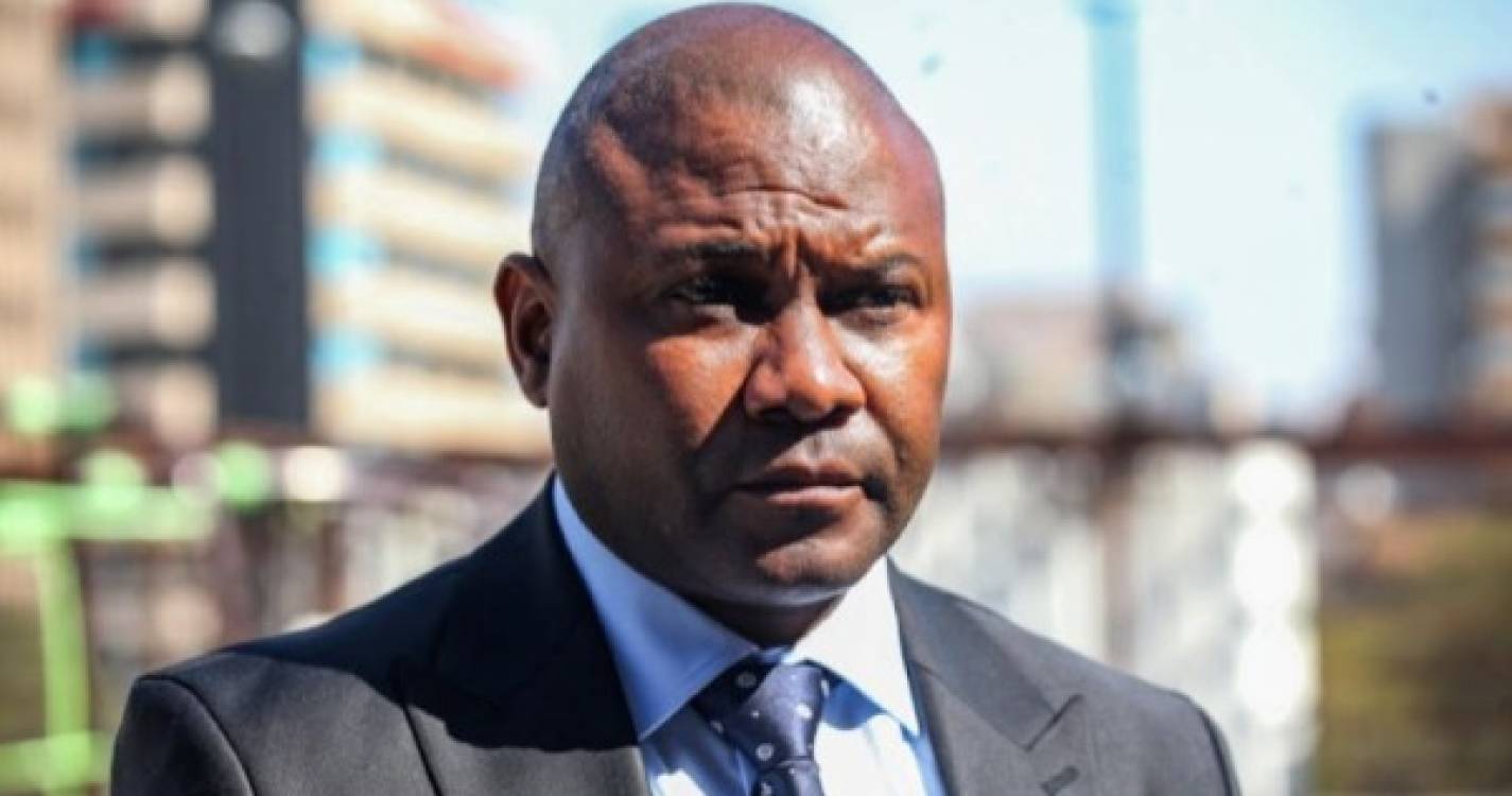 Mayor de Joanesburgo morre em acidente de viação