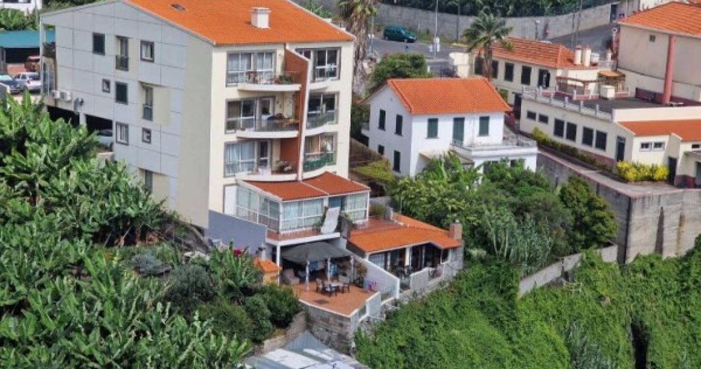 APARTAMENTO T2 - CÂMARA DE LOBOS