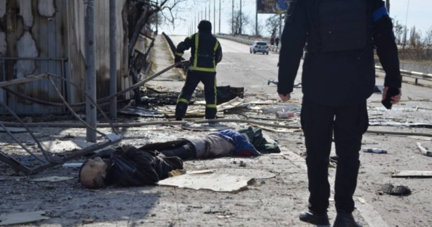 Ucrânia: Seis mortes em ataques russos contra Kherson
