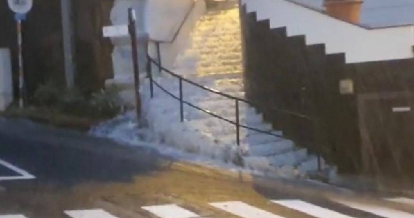 Chuva intensa inunda partes do Funchal (com vídeo)