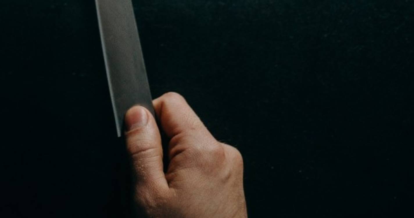 Homem mata irmão com arma branca no Porto