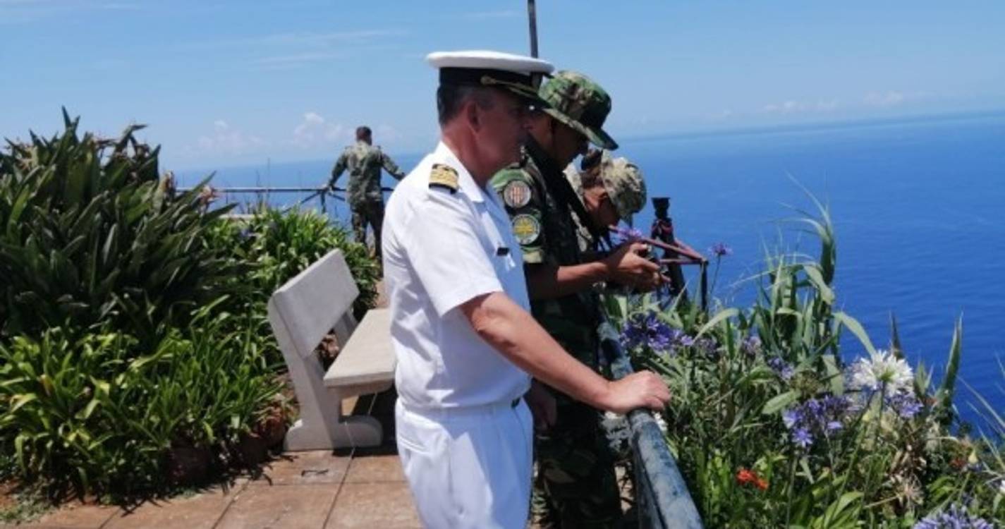 Buscas pelo jovem desaparecido no mar retomam amanhã com mesmo dispositivo de hoje