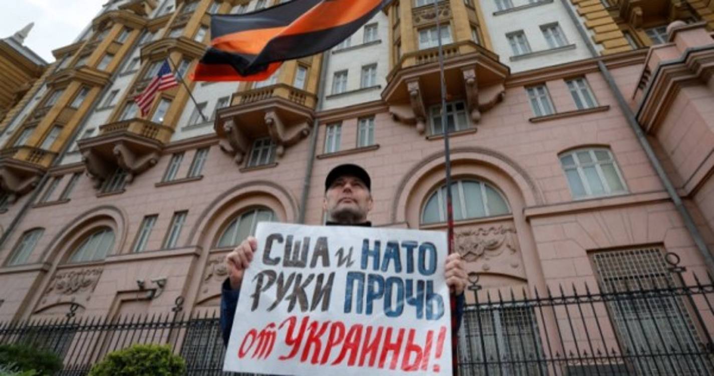 Ucrânia: Fronteiras da Rússia continuam abertas apesar da mobilização