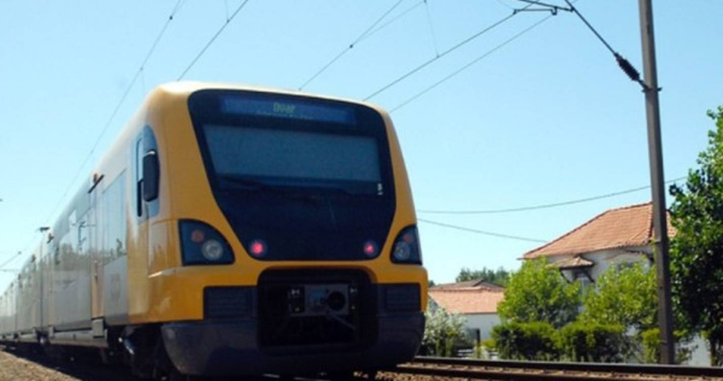 Mulher morre colhida por comboio em Espinho