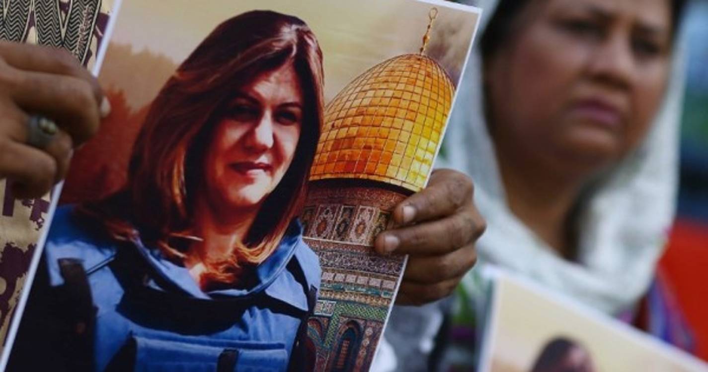 Jordânia cria bolsa de jornalismo para mulheres palestinianas em homenagem a Abu Akleh