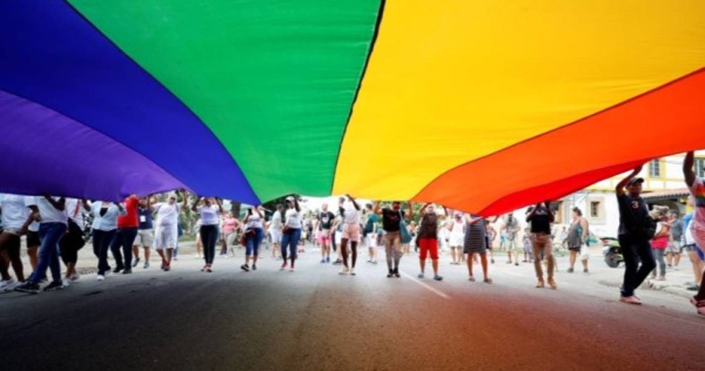 Taiwan aprova adoção de crianças por casais do mesmo sexo