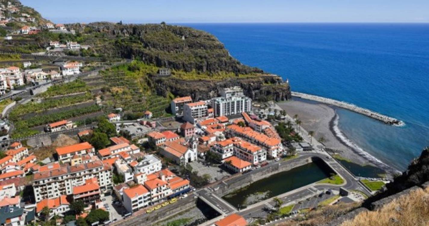 Casos positivos geram preocupação e celeuma na Ribeira Brava