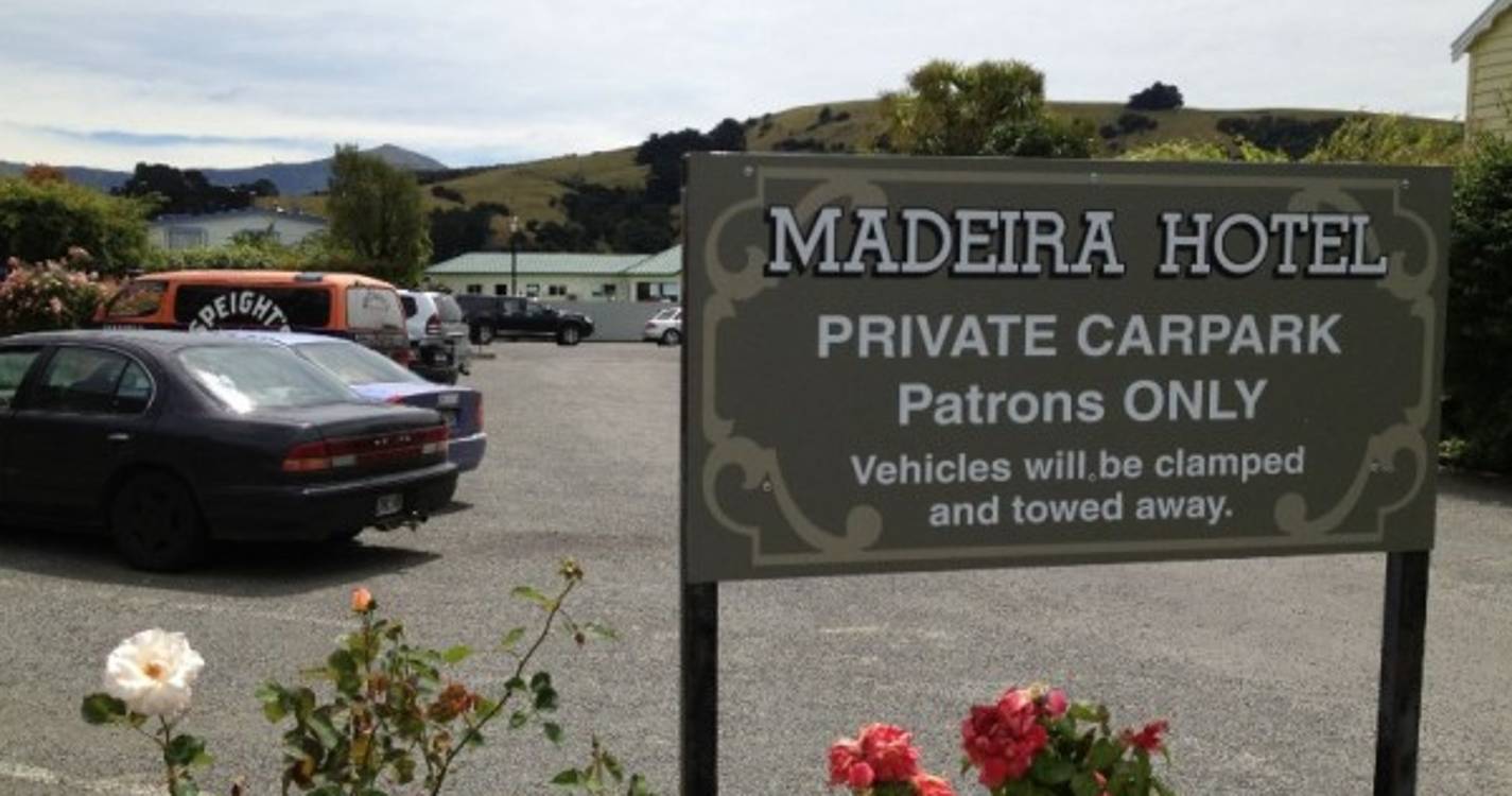 Nova Zelândia: Hotel construído por madeirense há 150 anos tornou-se referência turística (com fotos)