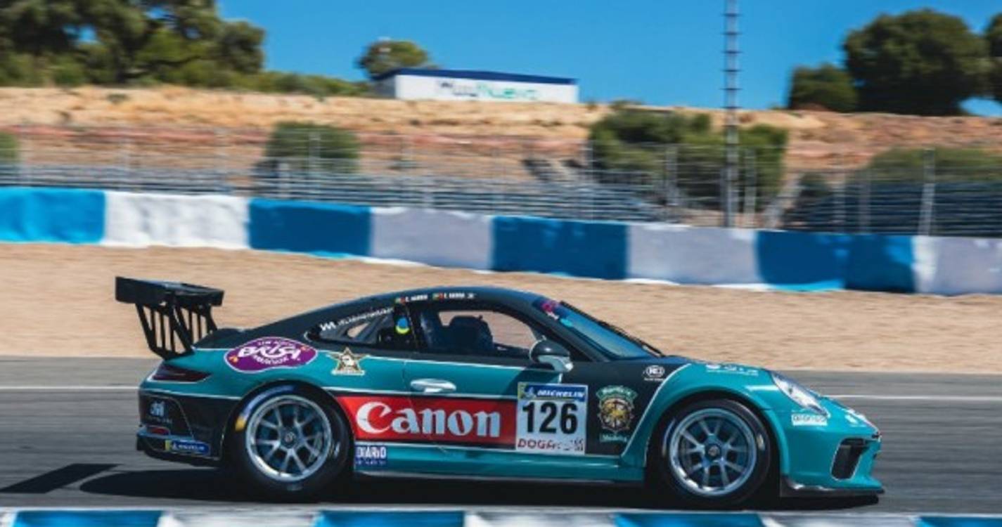 Francisco Abreu mais perto do título espanhol do GT-CER