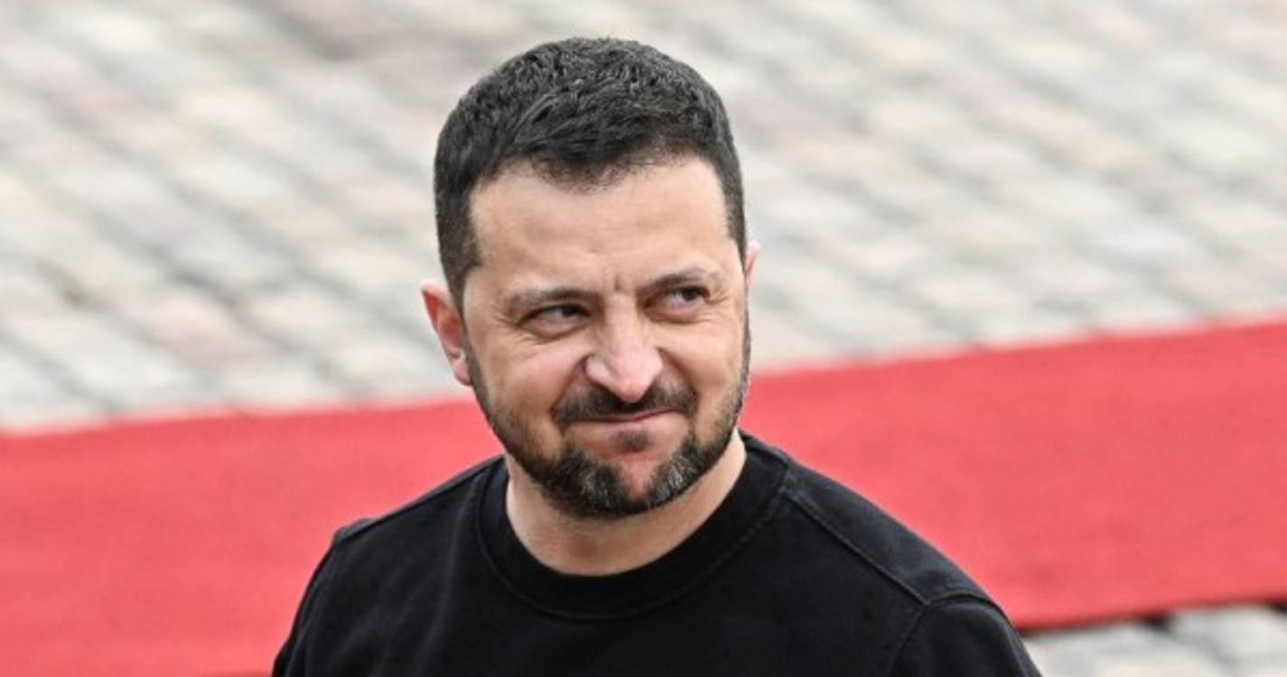 Ucrânia: Zelensky em Haia e vai reunir-se com representantes do TPI