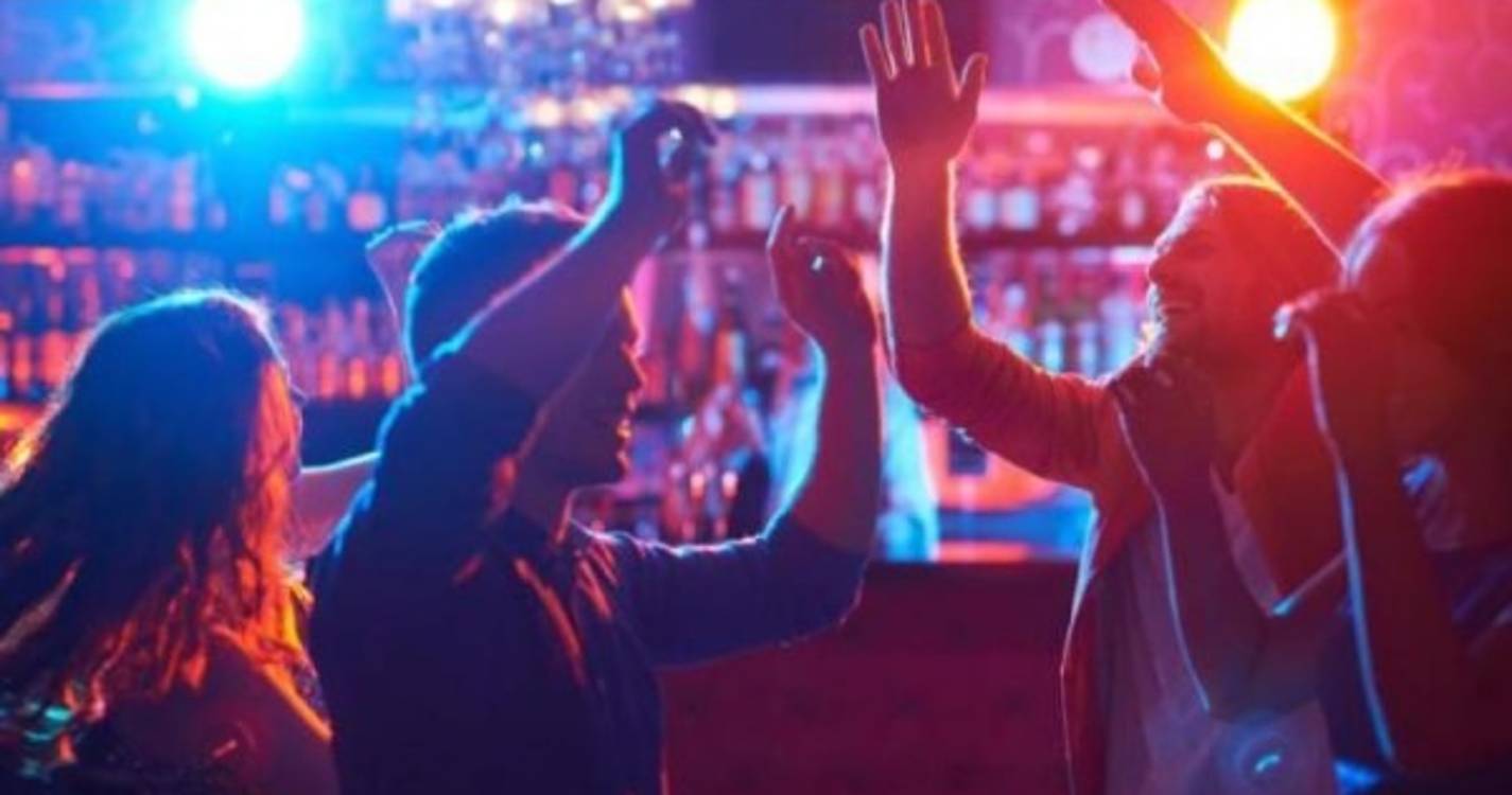 Covid-19: Discotecas podem reabrir amanhã se cumprirem regras da restauração