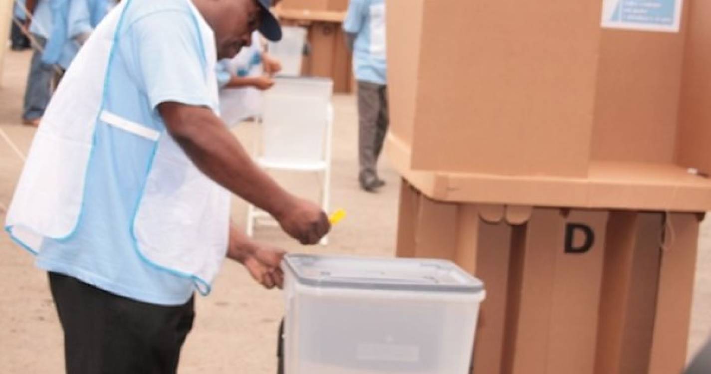 Angola/Eleições: Observadores internacionais começam a chegar ao país