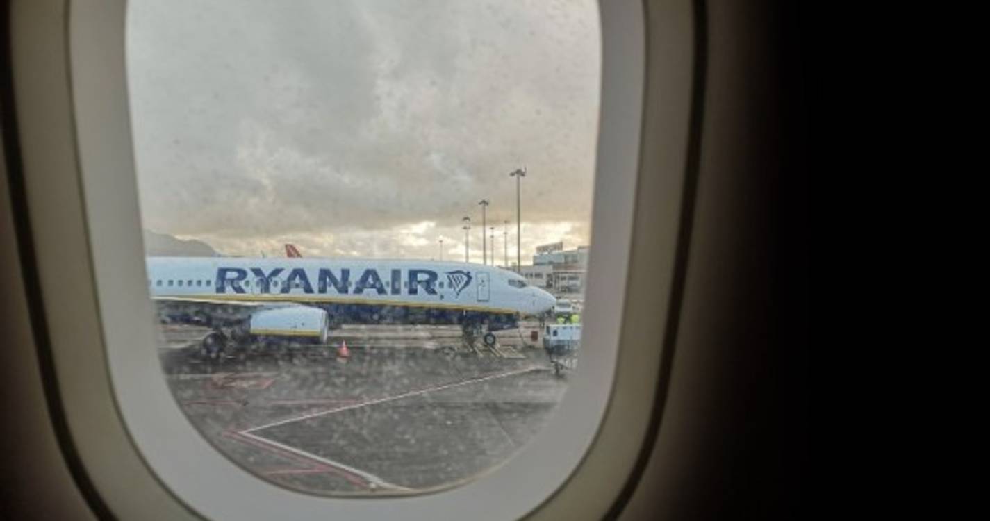 Ryanair critica proposta para taxas nos aeroportos e ameaça fechar base na Madeira