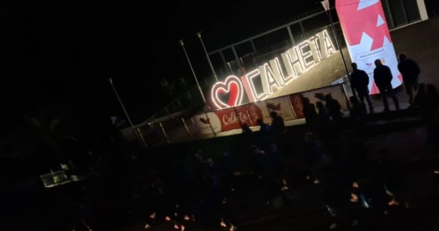 700 caminharam na Calheta pela hora do planeta