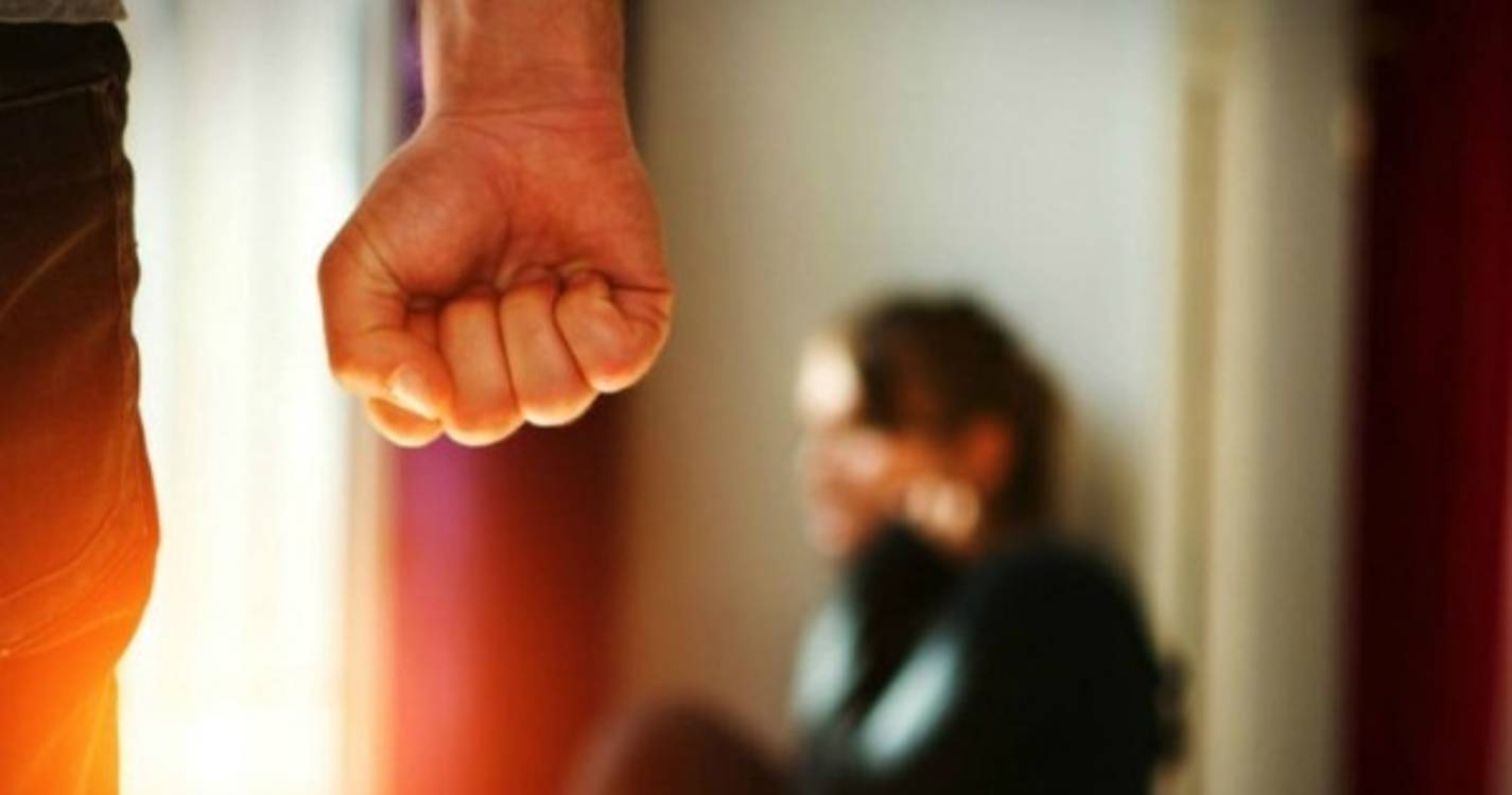 Diminuiu o número de denúncias de violência doméstica em 2020