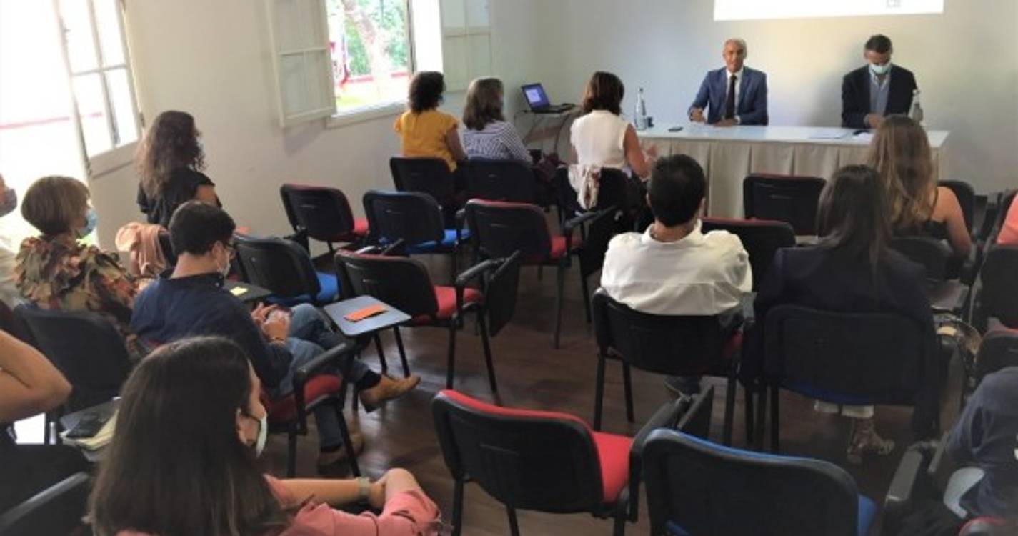 Riscos do digital e das dependências marcam primeira reunião presencial do Conselho de Juventude