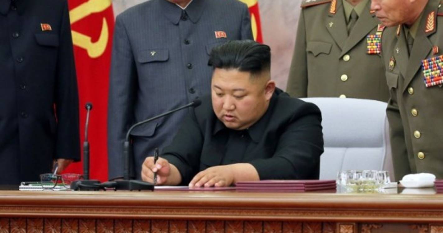 Covid-19: Coreia do Norte anuncia primeiro caso