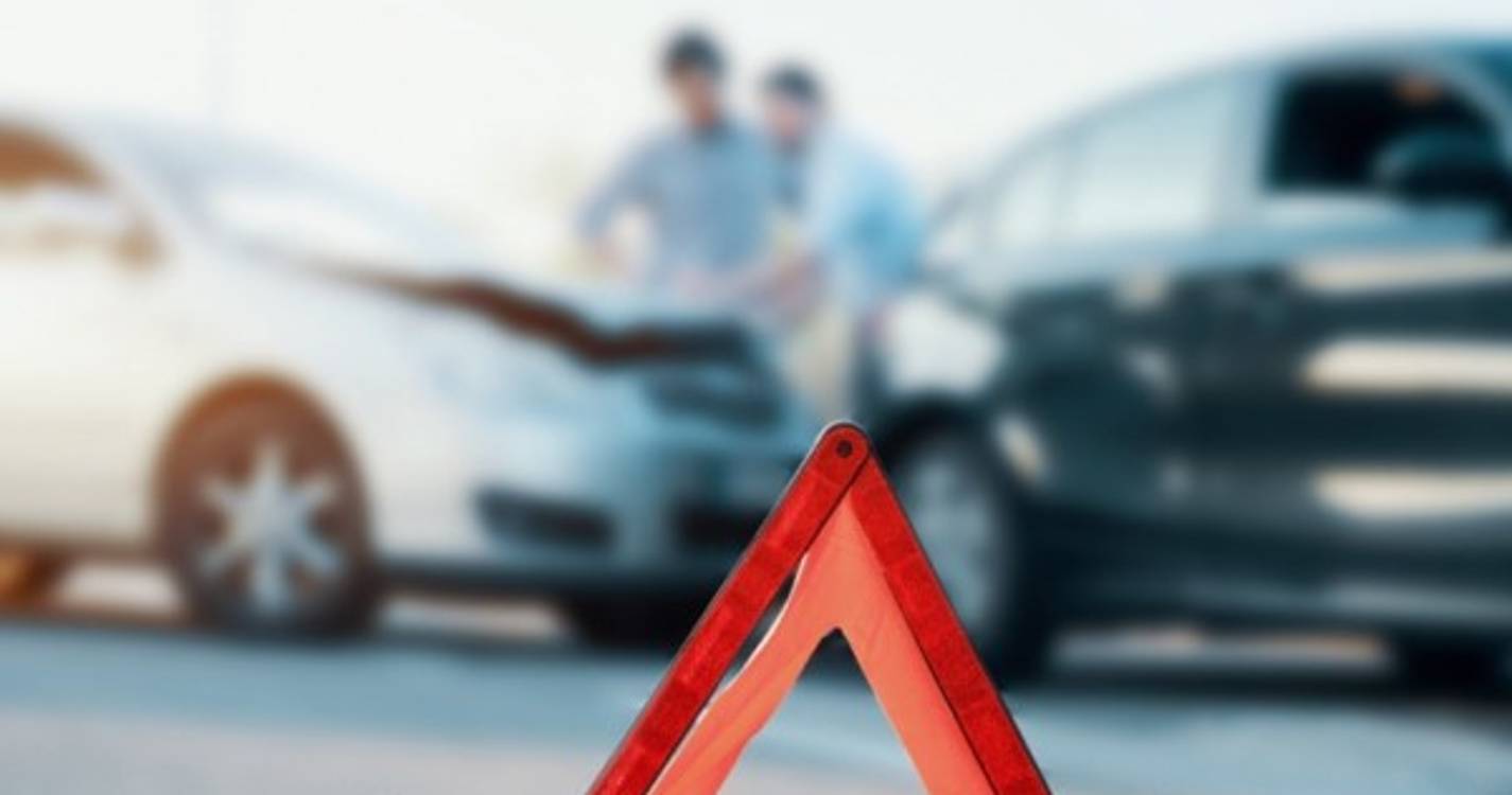 Quatro crianças em estado grave depois de colisão rodoviária em Palmela