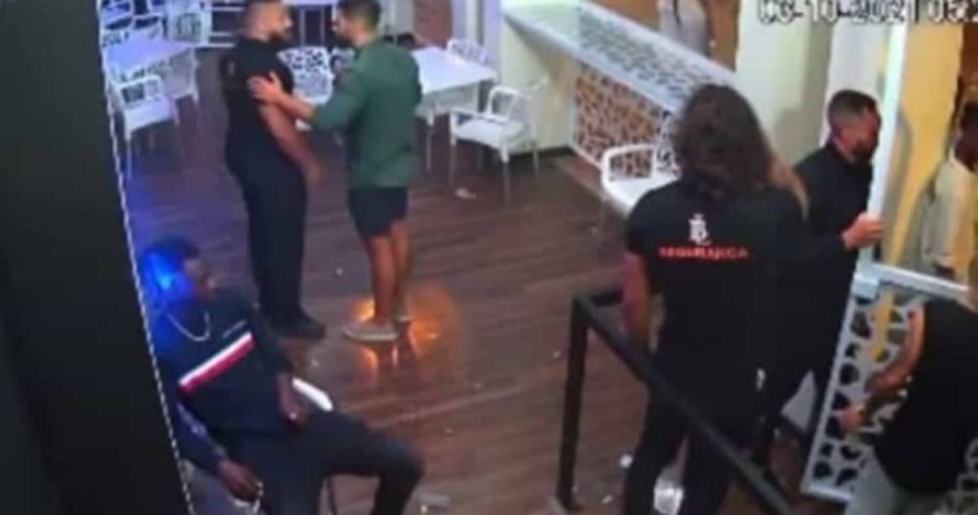 Homem agredido por segurança em Albufeira reclama por justiça