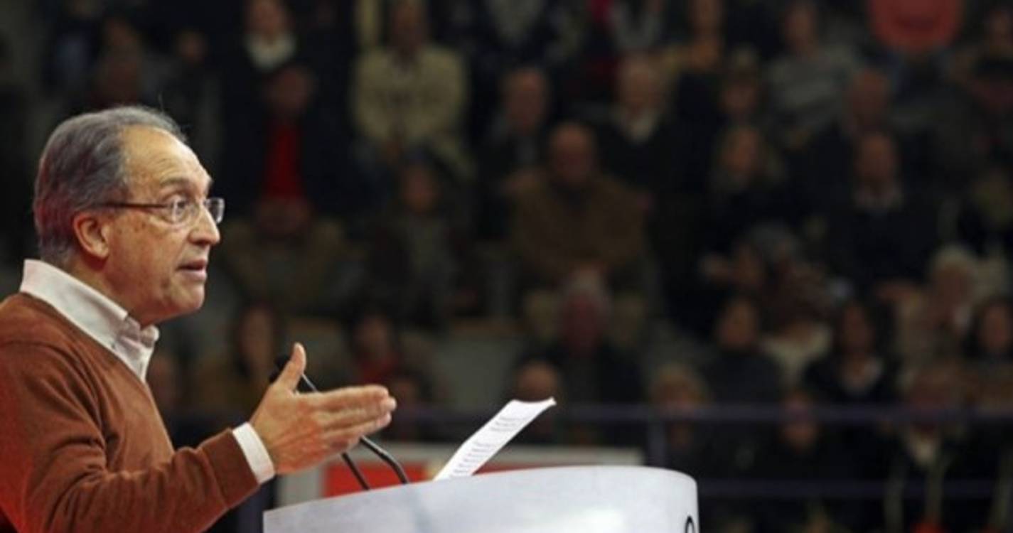 Ucrânia: Ex-líder comunista Carlos Carvalhas diz que UE vai pagar fatura pesada se Rússia atingir objetivos