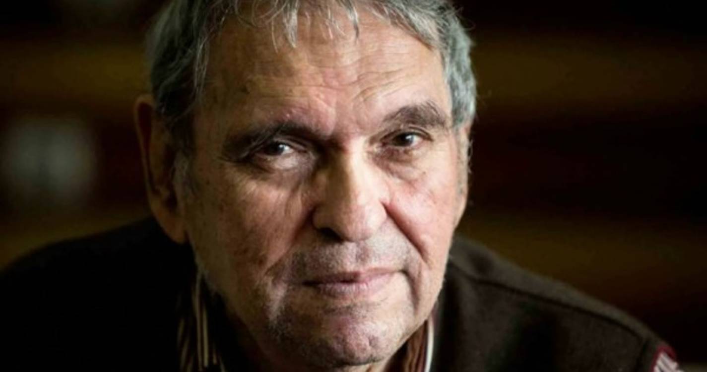 Poeta venezuelano Rafael Cadenas vence Prémio Cervantes 2022