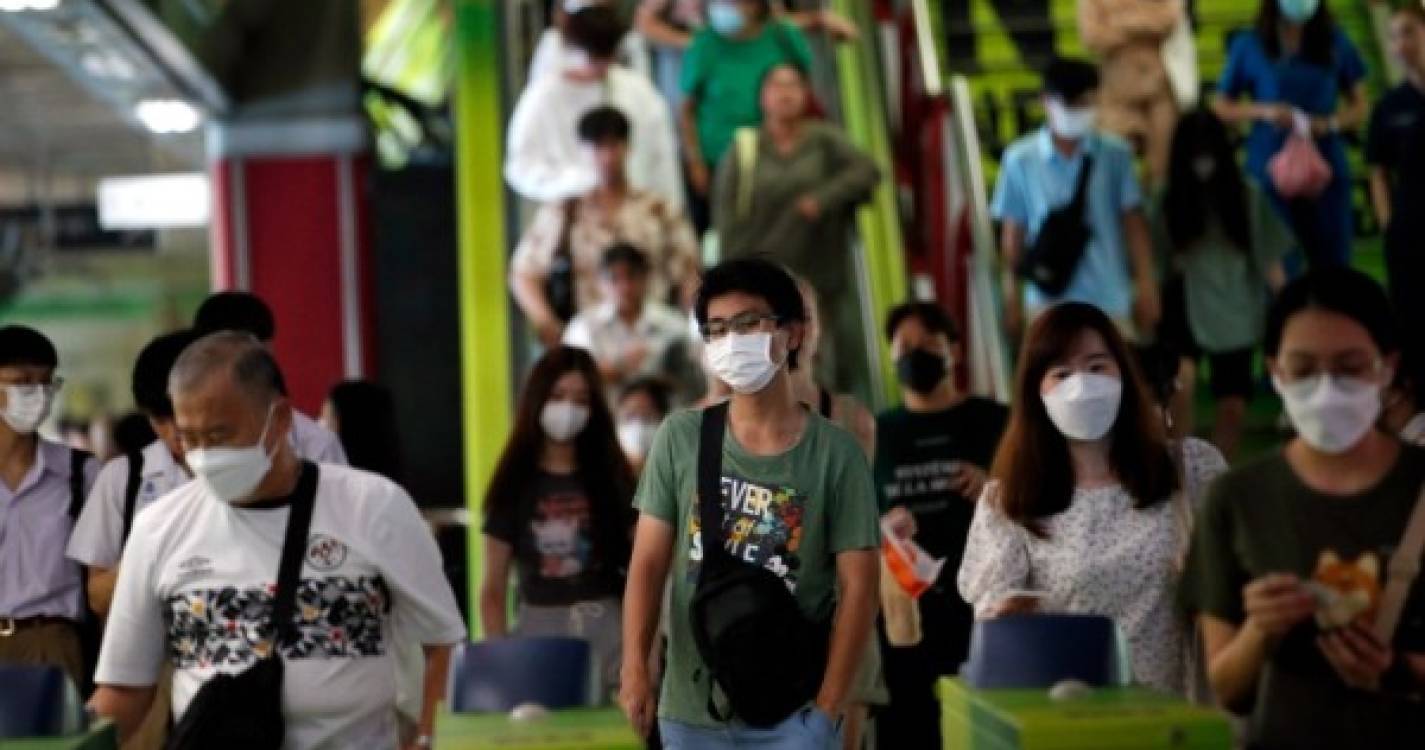 Covid-19: Variante Arcturus causa cinco mortes no Reino Unido